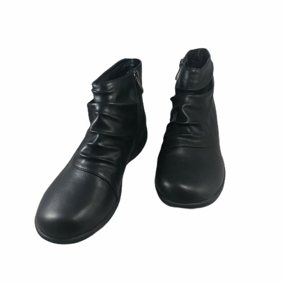 1903 by Beacon Shoes - Womens 1903 by Beacon Slouch Flat Black Ankle Boot